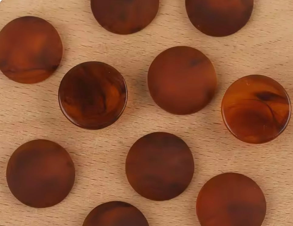 Small Circle matte cabs