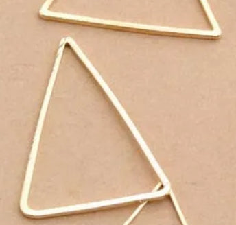 Brass Triangle Connectors